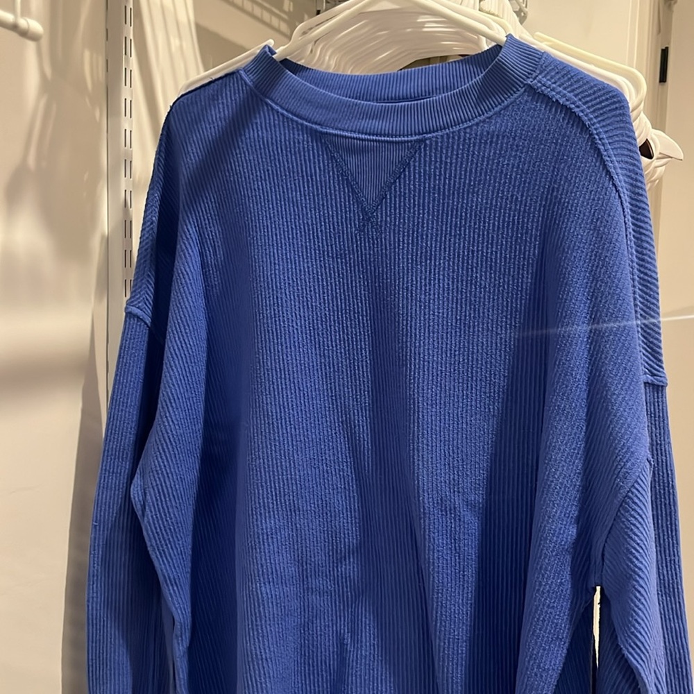 Blue aerie pullover